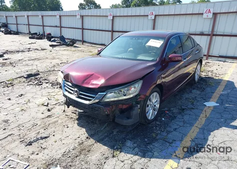 2013 Honda Accord Touring из США, поврежденный, VIN 1HGCR3F9XDA008862